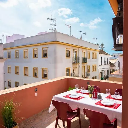 Atico Imperial Garaje Gratis Centrico Terraza Aire Acond Solarium 2 Banos Wifi A 1minuto De La Plaza Cabildo Apartment Sanlucar de Barrameda